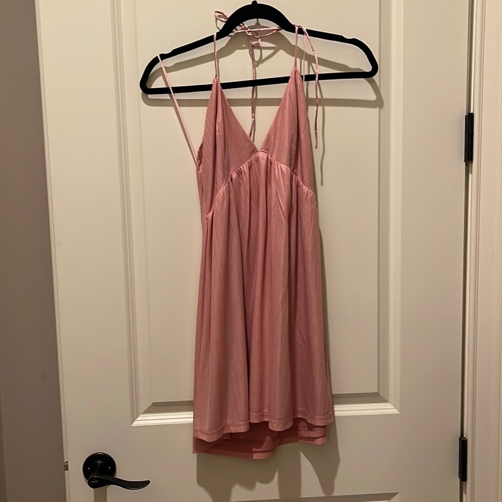 Super down Margo Halter Shift Dress in Light Pink